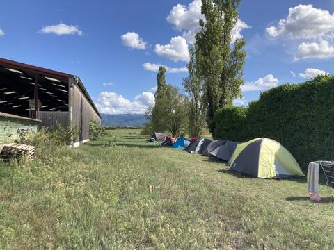 étudiants à la ferme des places