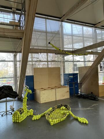 Bâteau en balle de tennis